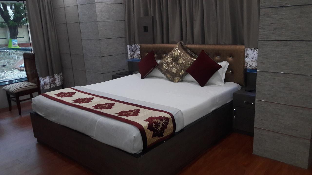 Hotel Shreemoyee Inn - Kamakhya Temple Гувахати Екстериор снимка