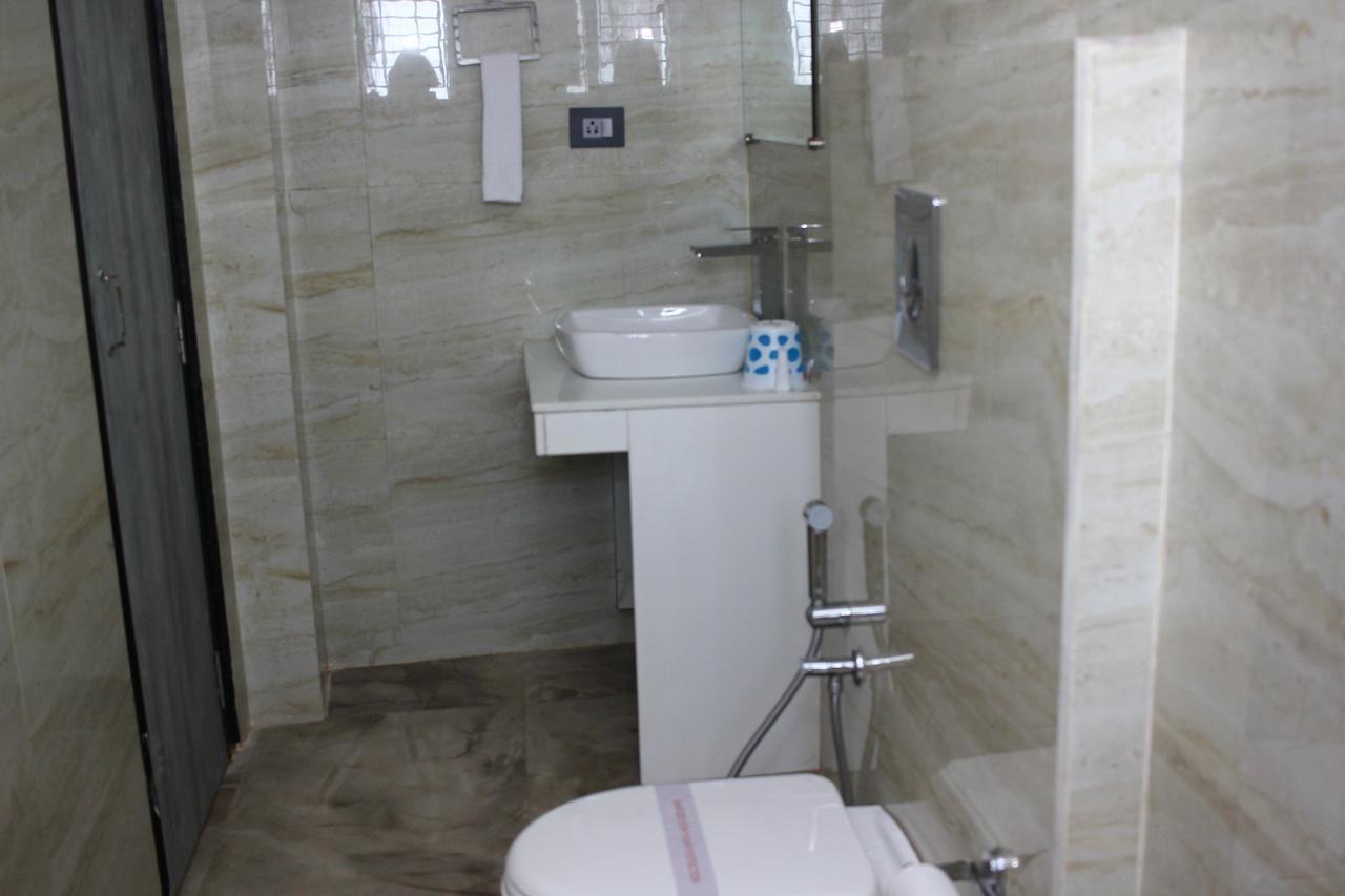 Hotel Shreemoyee Inn - Kamakhya Temple Гувахати Екстериор снимка